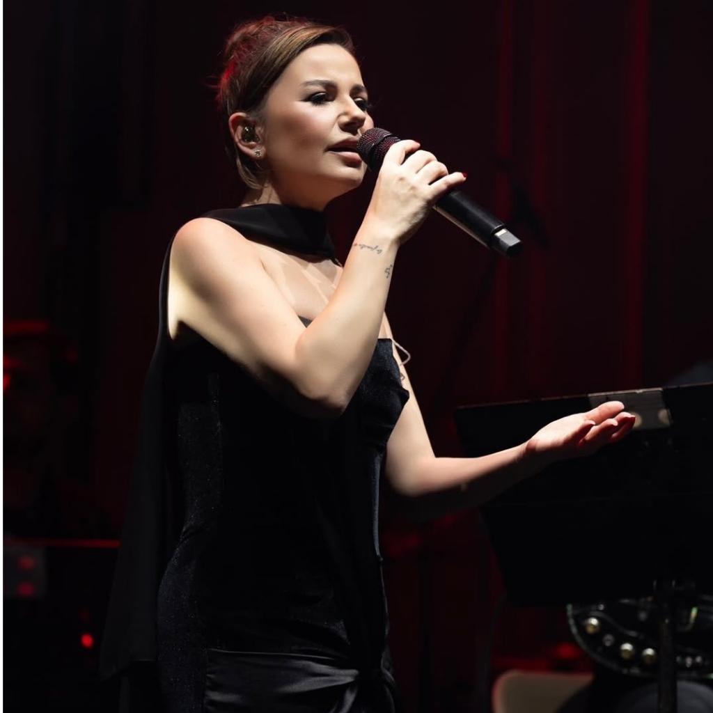MERVE ÖZBEY - BOSTANCI GÖSTERİ MERKEZİ
