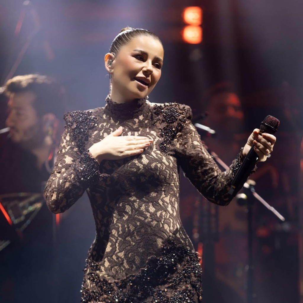 MERVE ÖZBEY - BOSTANCI GÖSTERİ MERKEZİ