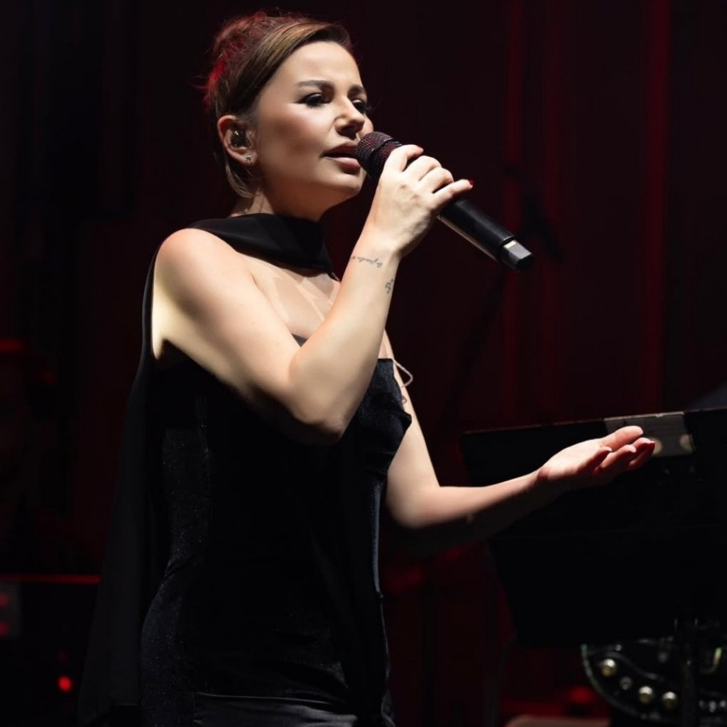 MERVE ÖZBEY - BOSTANCI GÖSTERİ MERKEZİ