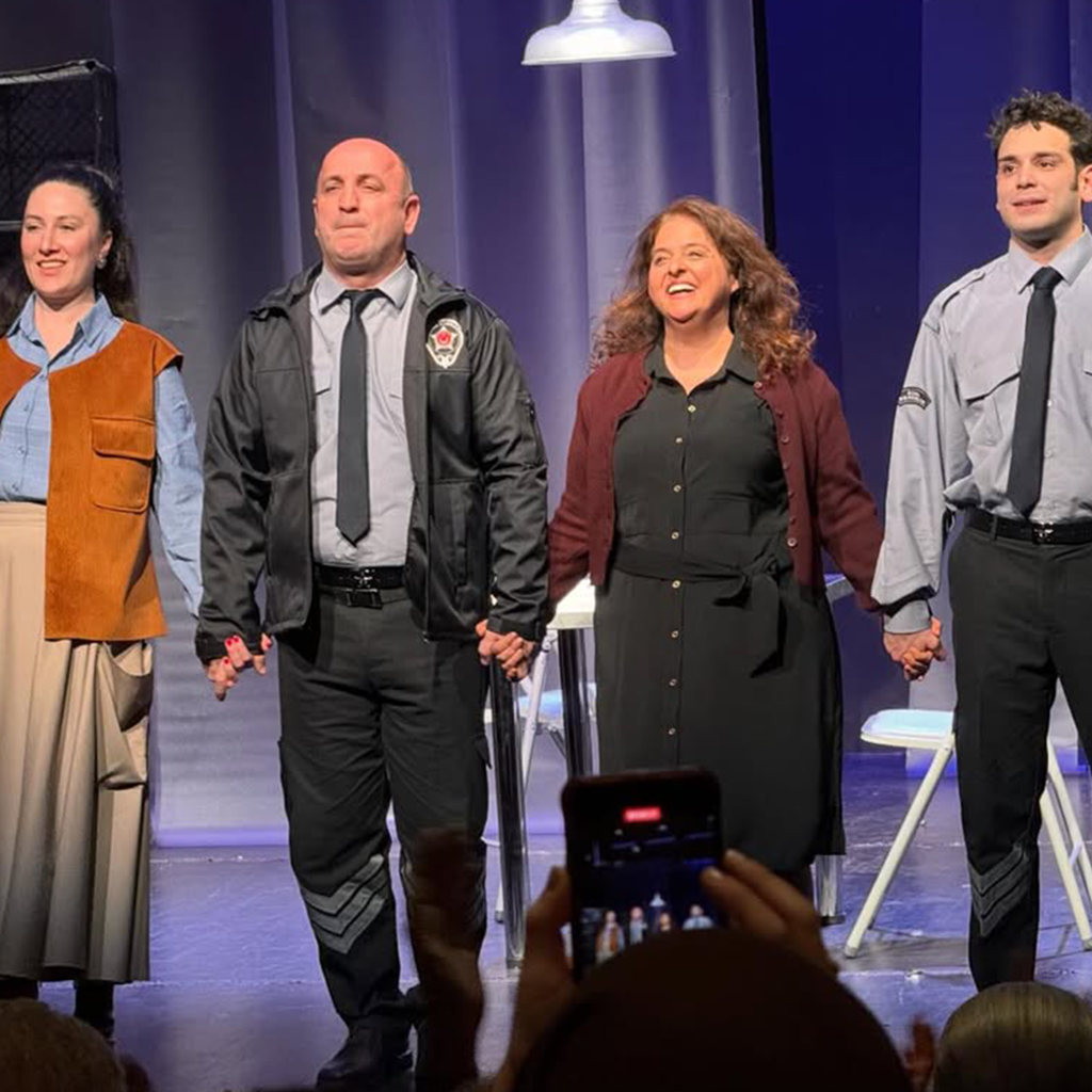 HIRSIZLAR - FİŞEKHANE ANA SAHNE