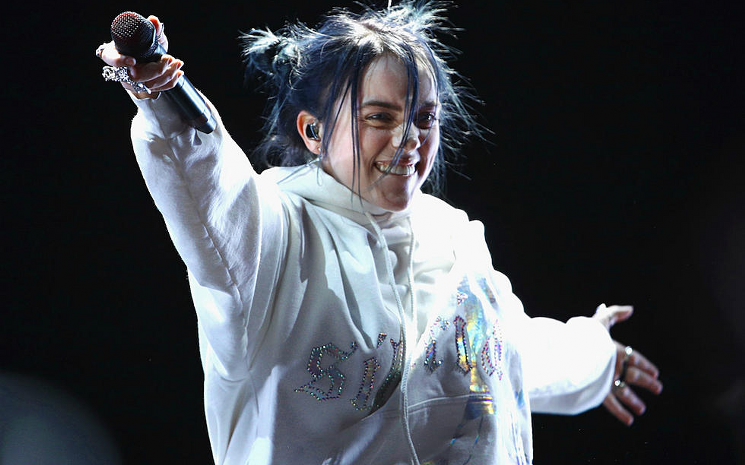 Billie Eilish 'Bad Guy' en çok satan single oldu. - Haberler - Power FM