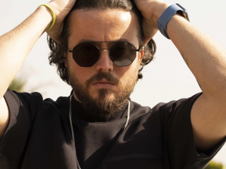 Aydın Kurtoğlu'dan Yepyeni Bir Şarkı ''Çiçek'' !