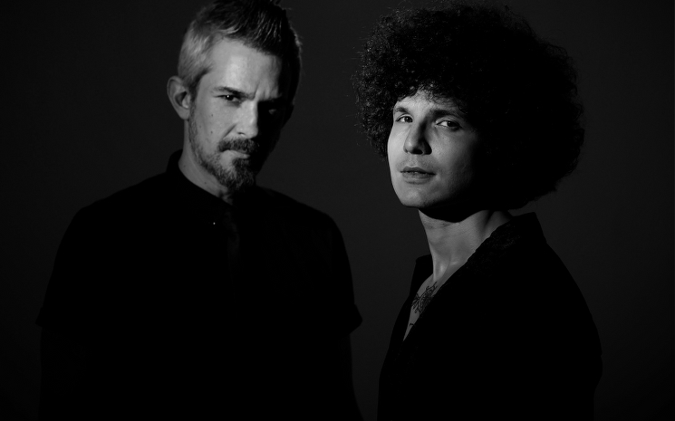 Batu Akdeniz &amp; Koray Candemir Düeti \&quot;Bir Sebebi Var\&quot;