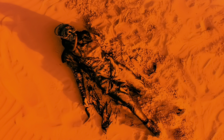 Tan Taşçı x Yasin Keleş 'den Yeni İşbirliği \"Bi'Yanlış\" Yayında.