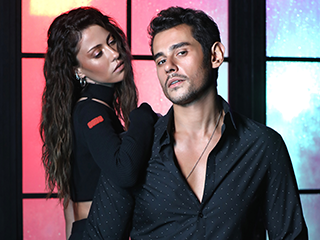 Cem Belevi ve Derya Uluğ Aynı Şarkıda Buluştu!