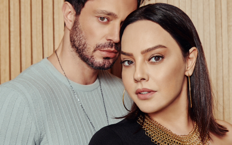 Ebru Gündeş &amp; Murat Boz'dan \"Sonsuza Dek\" Sürprizi!