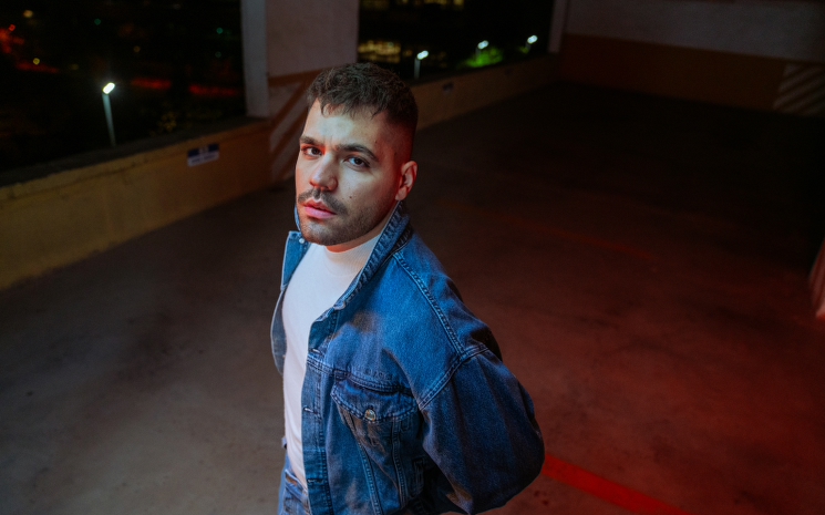 Emir Can İğrek'in \"Dayanamam\" Adlı Şarkısı Yayında!