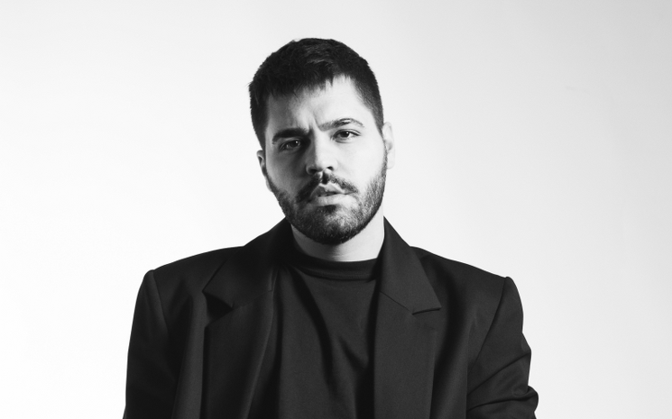 Emir Can İğrek, Hitlerine Bir Yenisini Daha Ekliyor \"Felfena\"