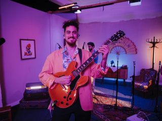 Evrencan Gündüz Geçmiş Ve Geleceği 'Bozacı' İle Bir Araya Getiriyor