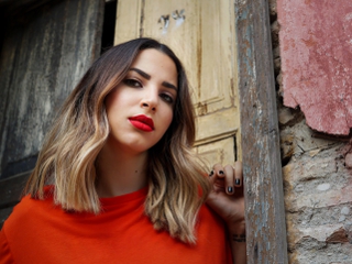 Ezgi Pekel'den Yeni Tekli: Atlıkarınca