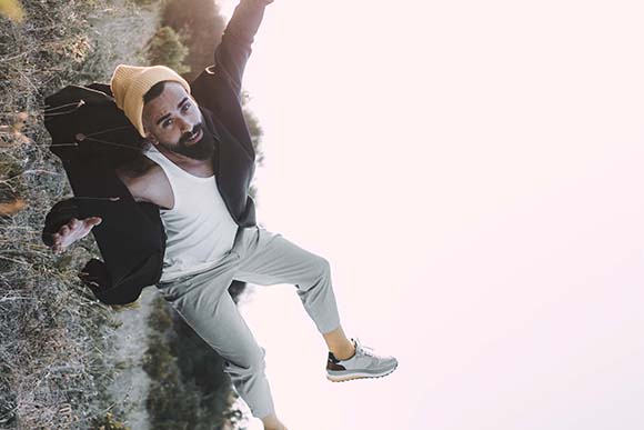 Gökhan Türkmen Sıra Dışı Bir Projeyle Dinleyicilerle Buluşuyor.