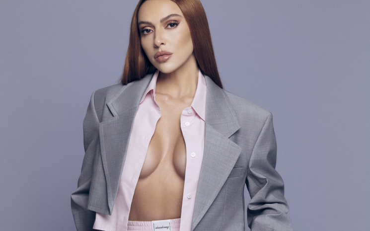 Hadise'nin Yeni Albümünün İlk Parçası \"Fırtınam\"