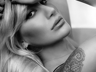 İrem Derici &#039;Senin Hastan&#039;