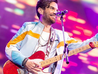 Kenan Doğulu'dan Yeni Video Klip 'Dansa Kaldır'