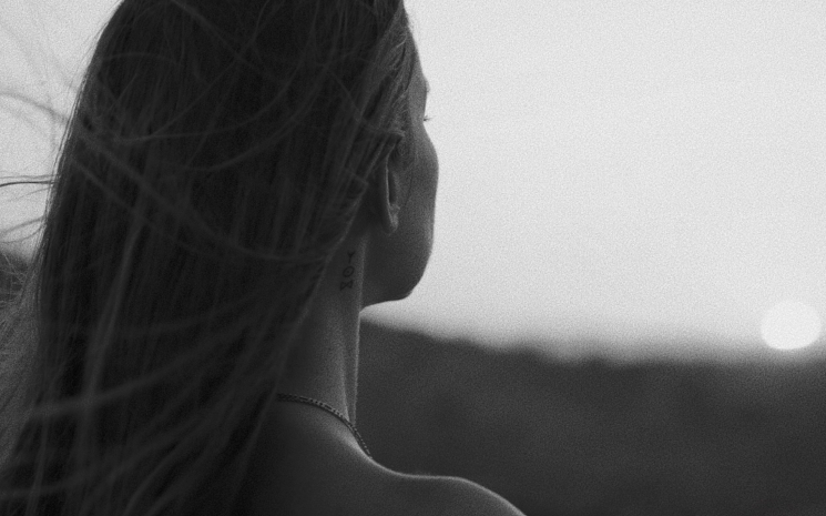 Merve Deniz'den iyileştiren tınılar; \"Güneşin Krallığı\"