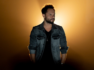 Özgün'ün Yeni Hiti \"Mümkânsız\"