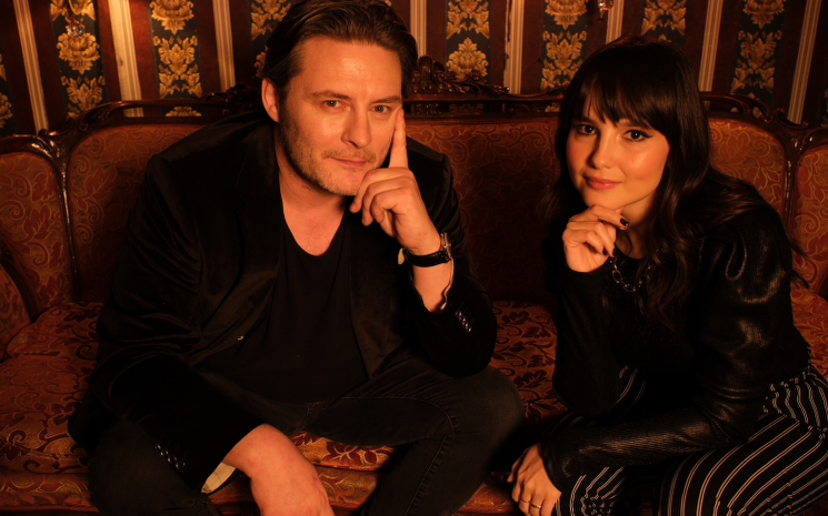 Tuna Kiremitçi feat Simge Pınar'dan 'Koru Beni'