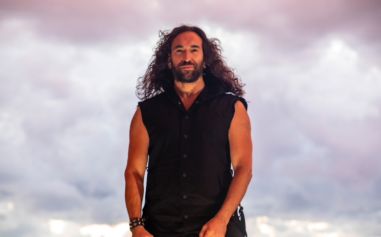 Umut Kuzey'den \"Tek Başımıza\"Ya Klip