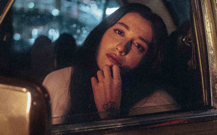 Melike Şahin'den 2 Yıl Aradan Sonra Yeni Şarkı: Pençe