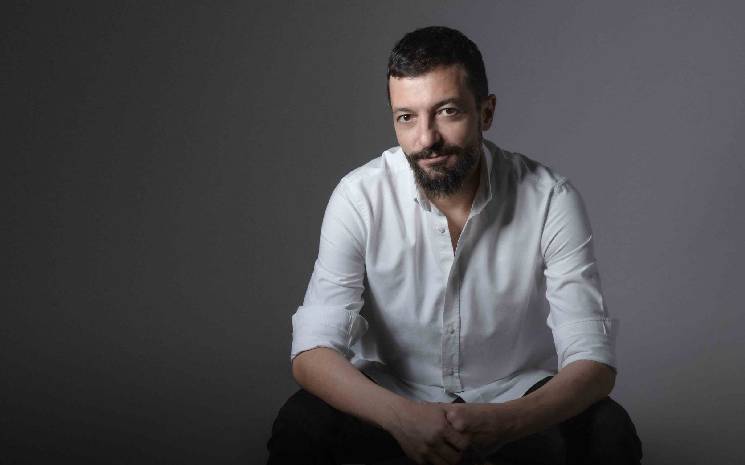 Mehmet Erdem &#039;&#039; Ali Yazar Veli Bozar&#039;&#039; ile Geliyor.
