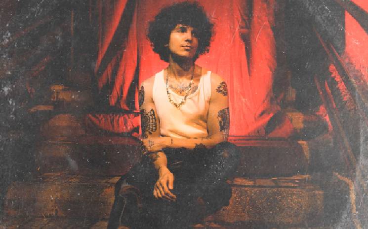 Batu Akdeniz, yeni single çalışması ile pes edenleri savaşmaya davet ediyor.