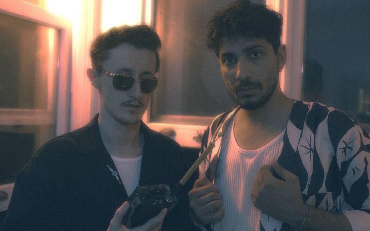 Eskitilmiş Yaz'dan Sürpriz Ep: \"İkimizi Mazi Yapamam\"!..