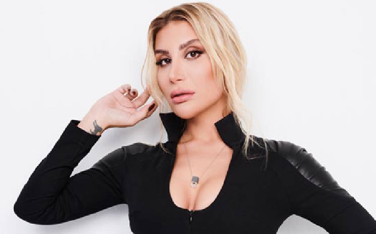 İrem Derici 13 Ekim'de Yeni Şarkısını Yayınlıyor.