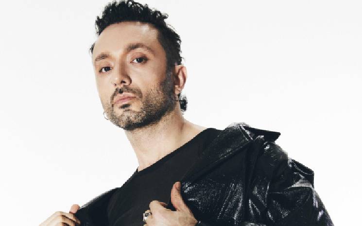 Mabel Matiz, \"Fatih\" Albümünde Yer Alan \"Bahçemin En Zor Gülü\" Şarkısını Kliplendirdi!