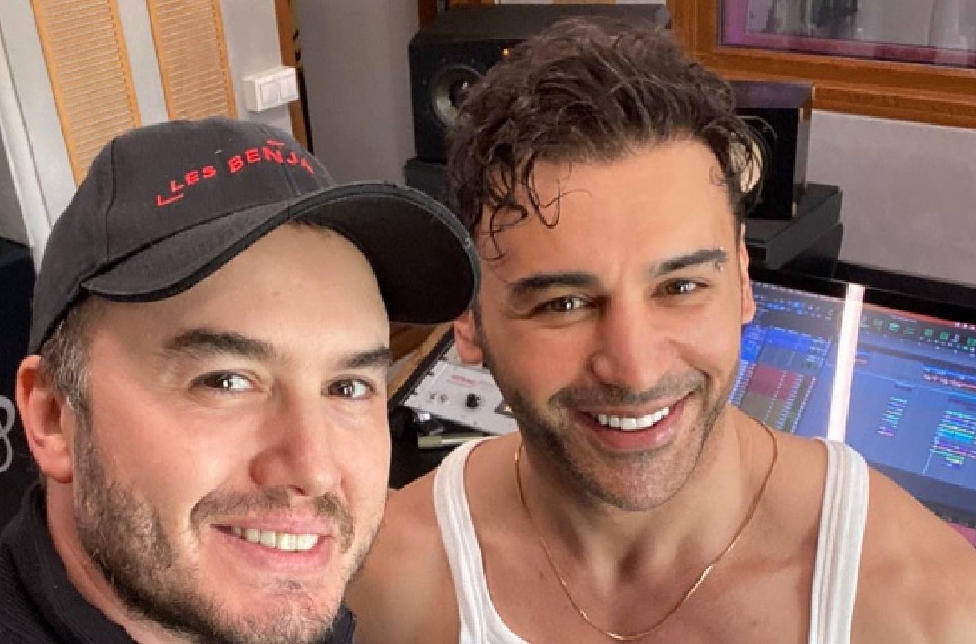 Emre Kaya &amp; Mustafa Ceceli İşbirliği!