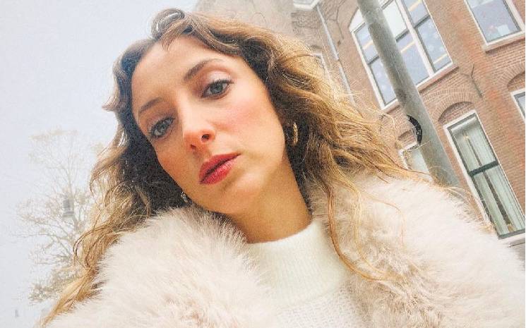 Ceren Gündoğdu 'dan Yeni Şarkı ''Rehin''