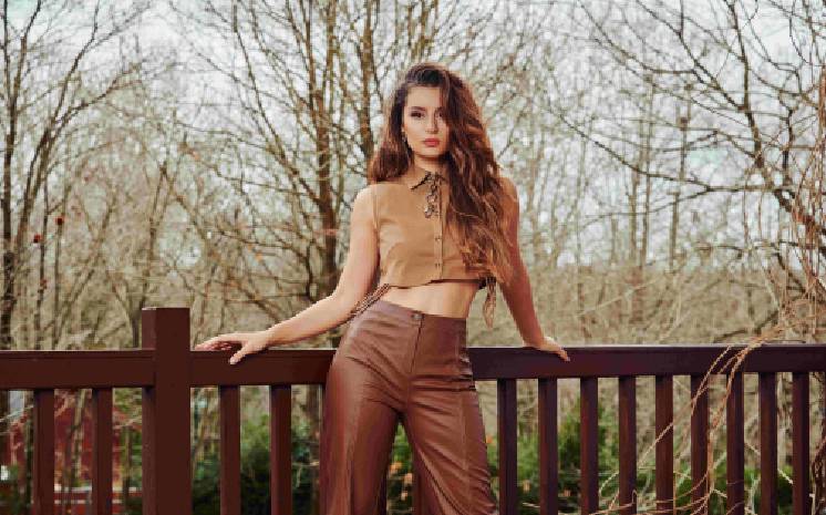 Atiye'den Sürpriz Şarkı 'Anne'