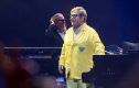 Elton John, 2025 Formula 1 Singapur Grand Prix'sinde sahnedeydi.
