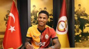 GALATASARAY'DA ISMAİL JAKOBS, RESMEN İMZALADI