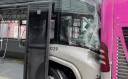 BEYLİKDÜZÜ'NDE METROBÜS KAZASI: 1 KİŞİ ÖLDÜ, ÇOK SAYIDA YARALI VAR