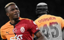 NAPOLİ, OSİMHEN'İ KAMP KADROSUNA ALMADI