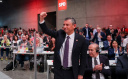 ÖZEL'DEN, 