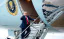 TRUMP'I TAŞIYAN UÇAK ÇARPIŞMA TEHLİKESİ ATLATTI