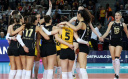KADINLAR KUPA VOLEY: VAKIFBANK FİNALE YÜKSELDİ