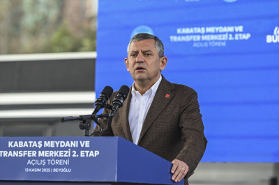 ⁠CHP GENEL BAŞKANI ÖZGÜR ÖZEL 'SUÇÜSTÜ YAKALANDILAR' DİYE AÇIKLADI