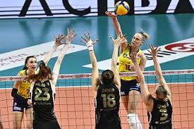 SULTANLAR LİGİ DERBİSİNDE KAZANAN VAKIFBANK