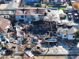 KALİFORNİYA'DA PATLAMA: 6 YARALI, EVLERDE BÜYÜK HASAR