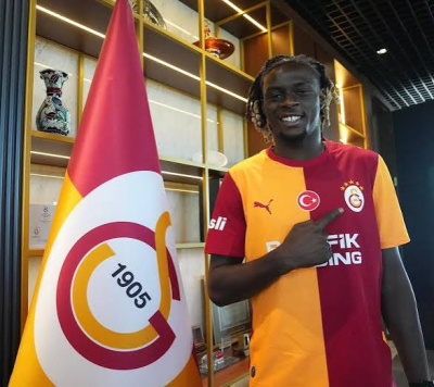 GALATASARAY, LESLEY UGOCHUKWU TRANSFERİNİ RESMEN AÇIKLADI