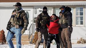 ABD HÜKÜMETİ MİNNESOTA EYALETİNDE DÜZENSİZ GÖÇMENLERE YÖNELİK BASKIYI SONLANDIRDI