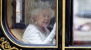 KRALİÇE ELIZABETH'İN, EPSTEIN MAĞDURUNA SUS PAYI ÖDEMESİ İÇİN OĞLUNA BORÇ VERDİĞİ ÖNE SÜRÜLDÜ