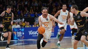 GALATASARAY FIBA ŞAMPİYONLAR LİGİ'NE ÇEYREK FİNALDE VEDA ETTİ