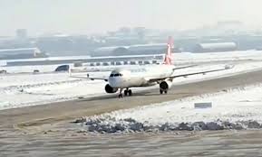 UÇUŞLARA KAR ENGELİ