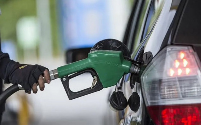 BENZİN VE MOTORİNE İNDİRİM GELİYOR