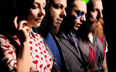 Model 10 yıl aradan sonra sürpriz bir turne ile geri dönüyor.