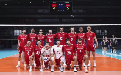 A MİLLİ ERKEK VOLEYBOL TAKIMI'NIN AVRUPA ŞAMPİYONASI KADROSU BELLİ OLDU