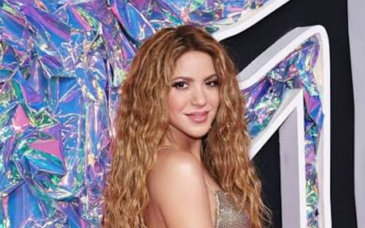 Shakira ve Burna Boy \"Dai Dai\" ile Premios Juventud ödülü kazandı